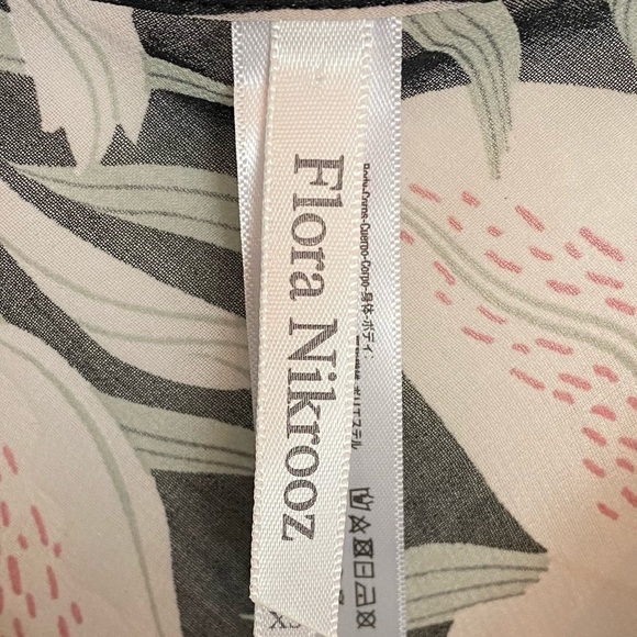 Flora Nikrooz Floral Romper - Picture 5 of 7